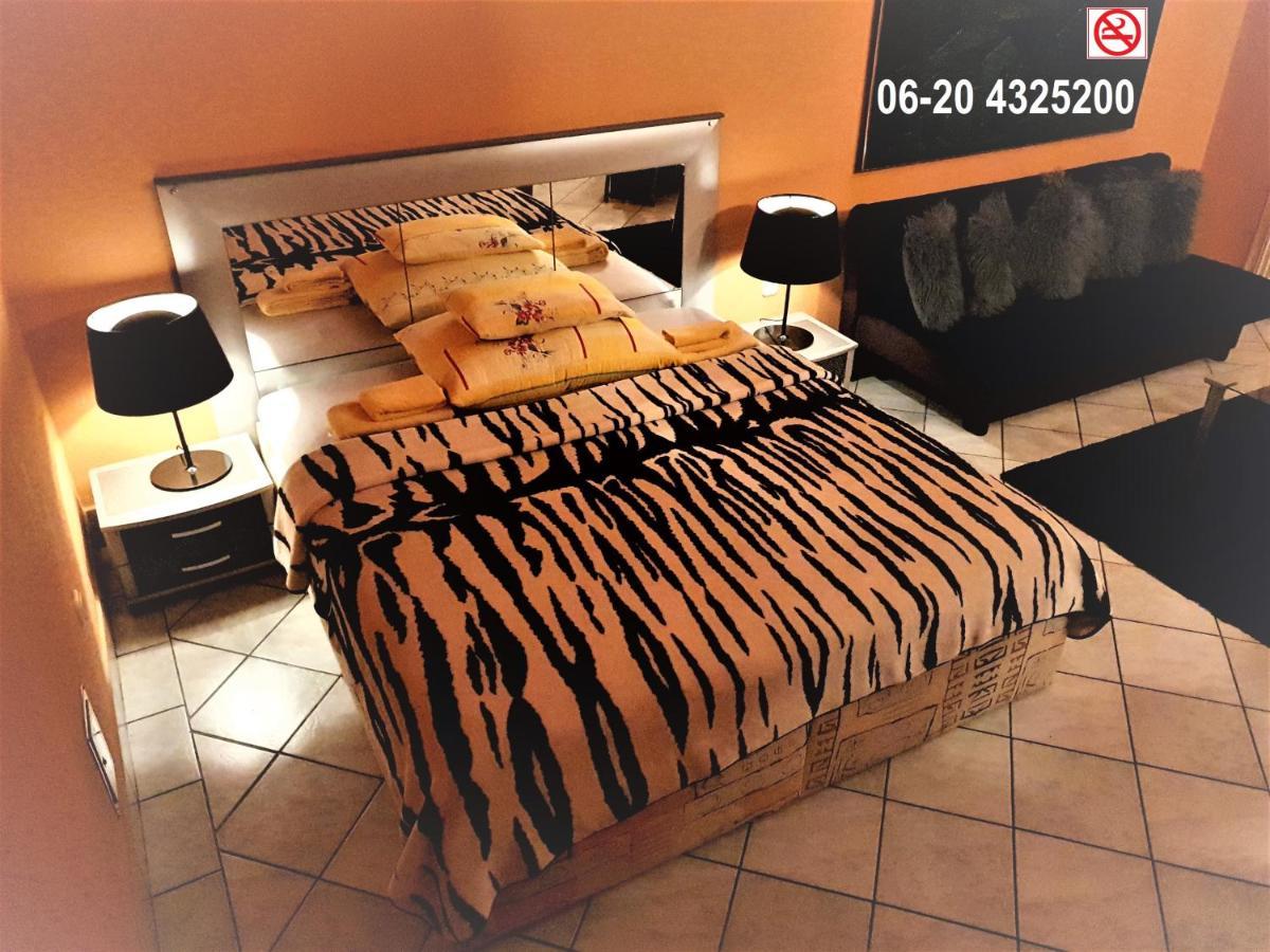 Apartment In The Center Of Budapest -Free Garage Parking Kültér fotó