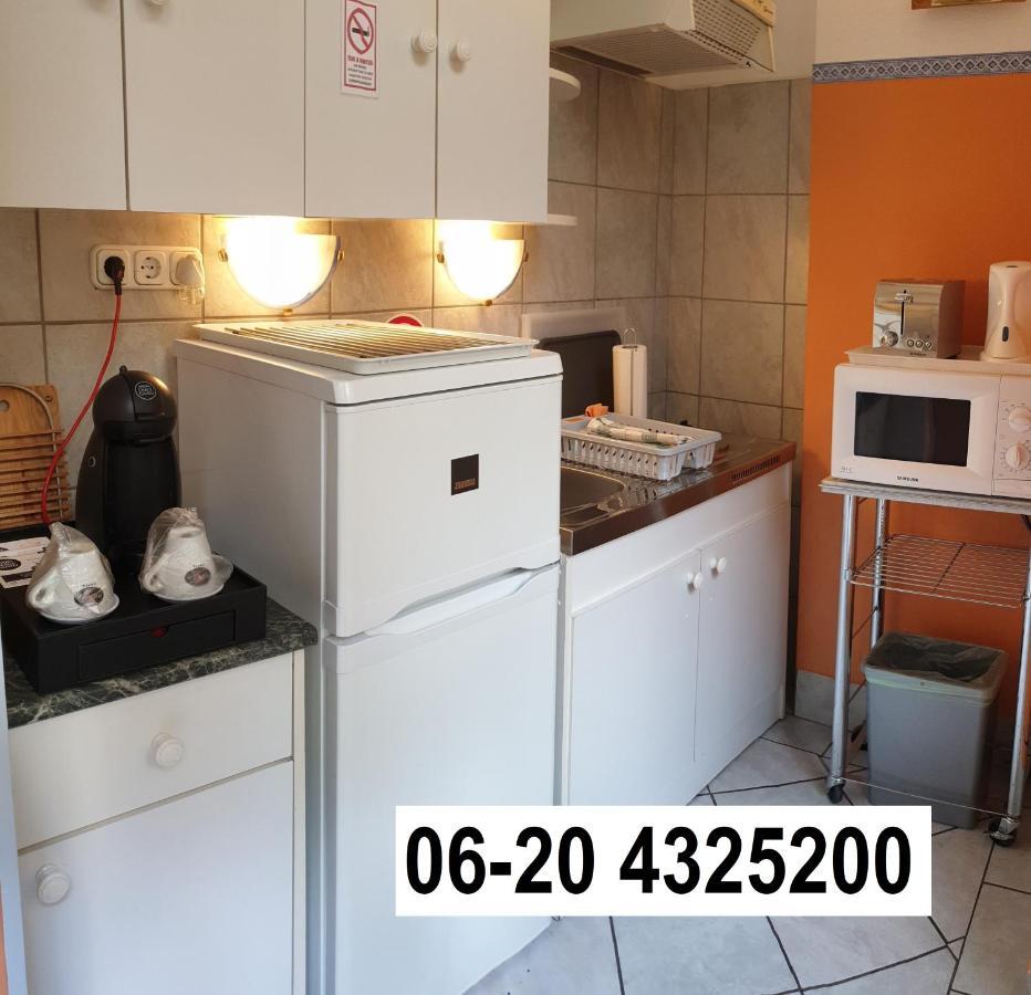 Apartment In The Center Of Budapest -Free Garage Parking Kültér fotó